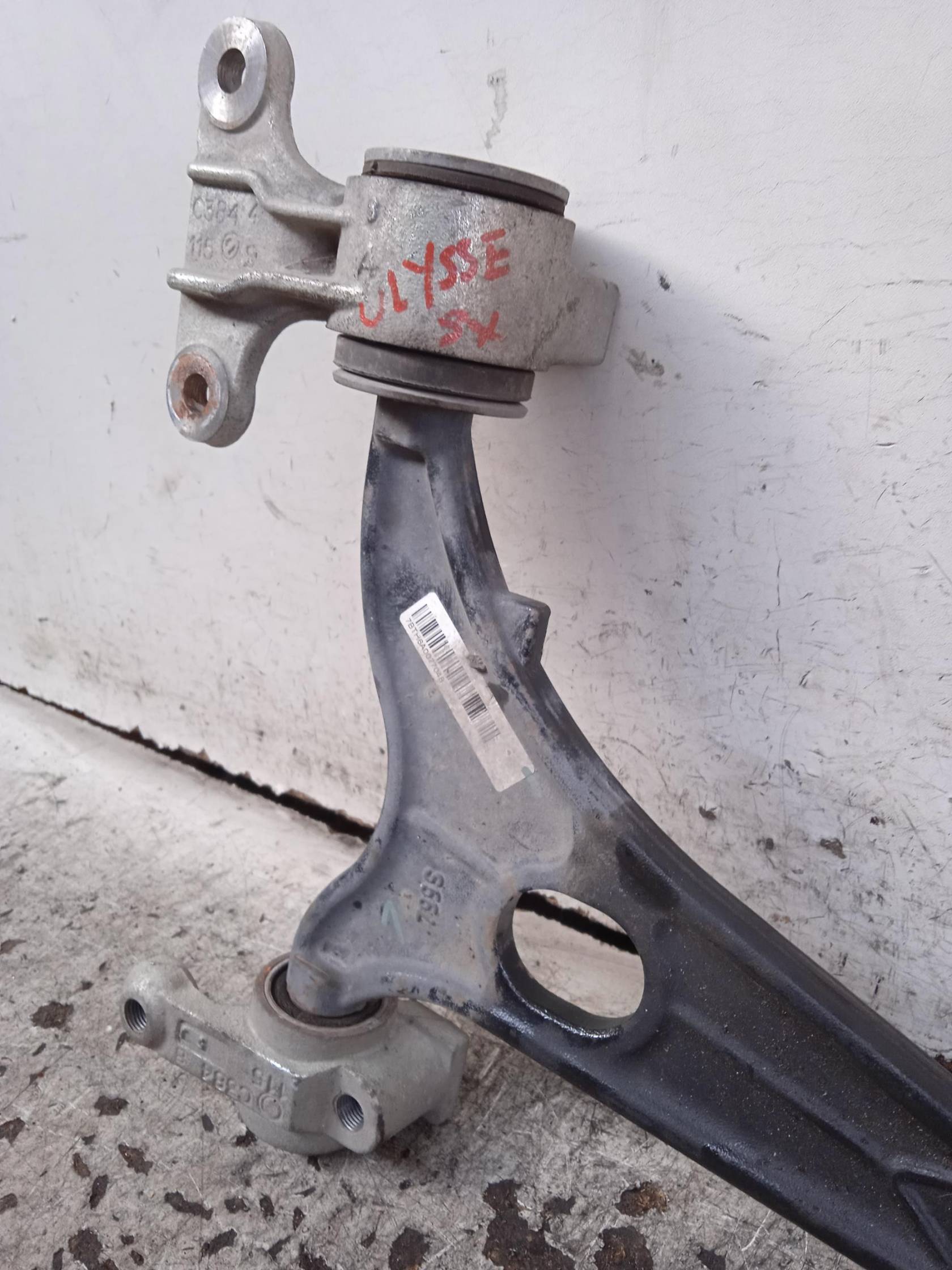 Braccio oscillante sosp. ant. sx.